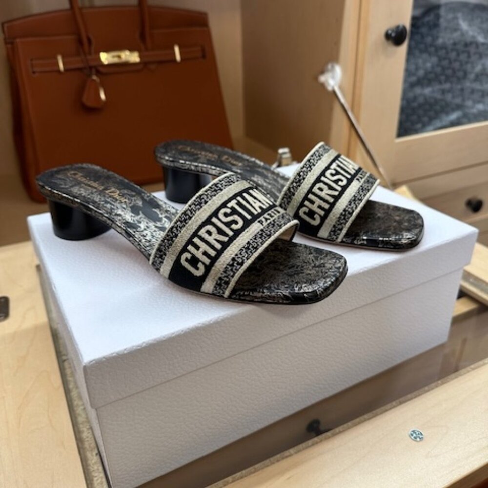 Dior Chardons Print Black Size 37 Sandals - Picture 3 of 7